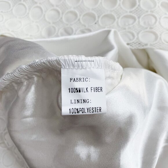 Ivory & Chain Eyelet White Ruffle Shoulder Ruched Mini Dress NWT Size 4 - Picture 10 of 13